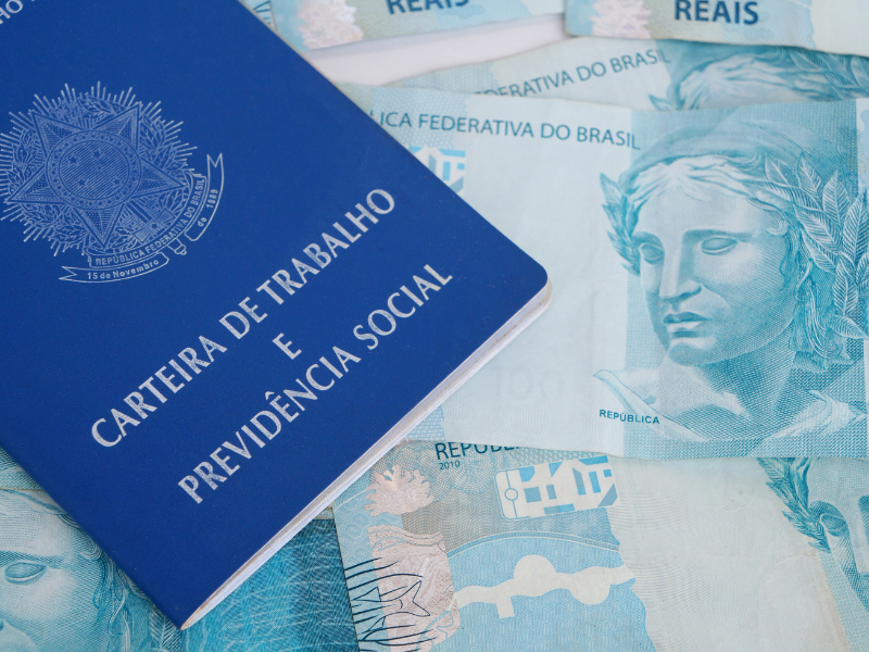 com quantos meses de carteira assinada posso fazer um empréstimo