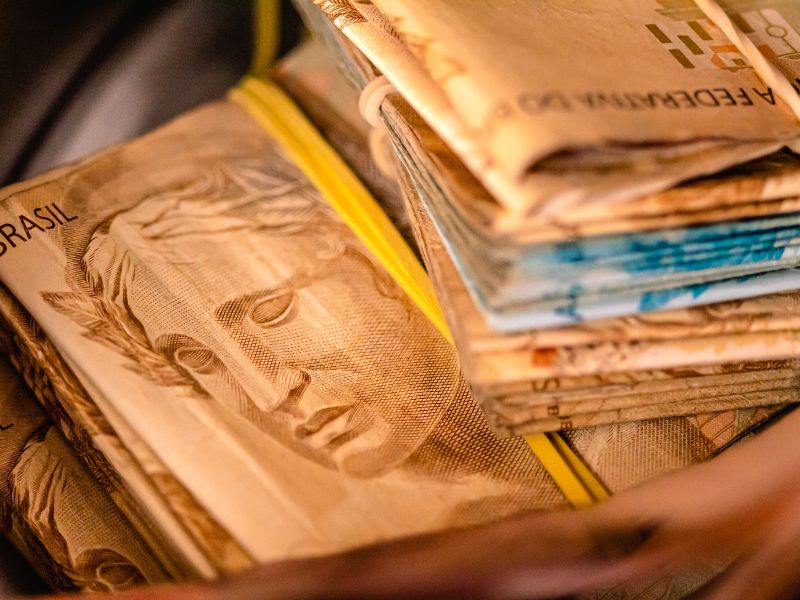 Quanto Vou Pagar em um Empréstimo de 2 Mil? Veja as Opções